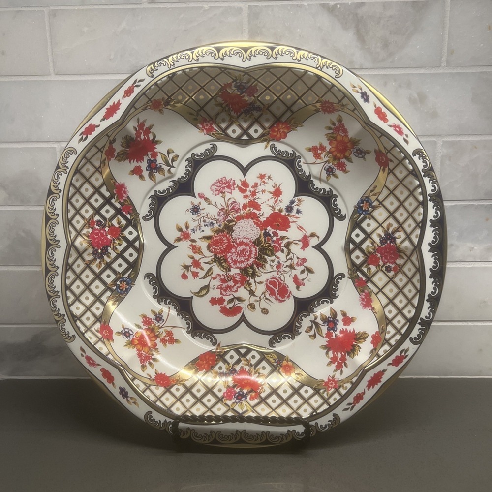 Vintage Tin bowl by The Tin Box Company of America Floral Patern  10.5" Diameter